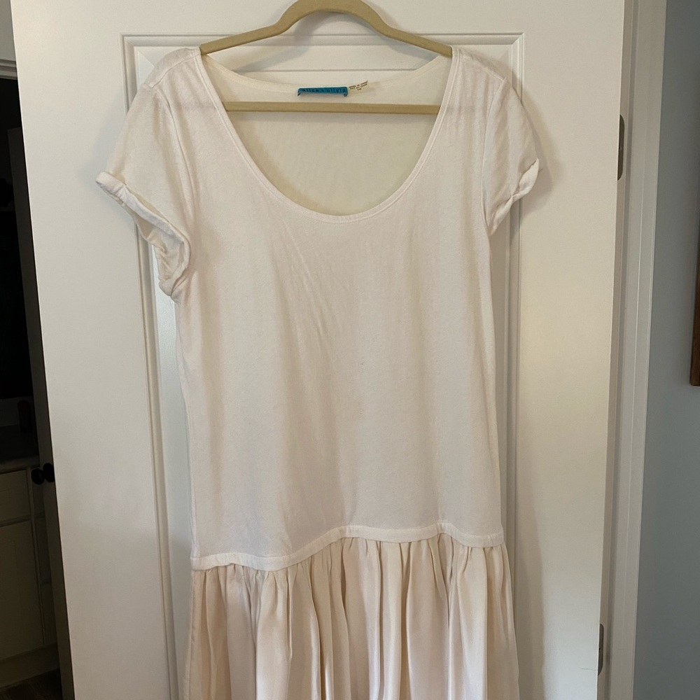 Alice and Olivia t-shirt dress